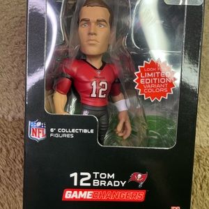 Tom Brady Tampa Bay Buccaneers Series
1 GameChanger 6" Vinyl Figurine